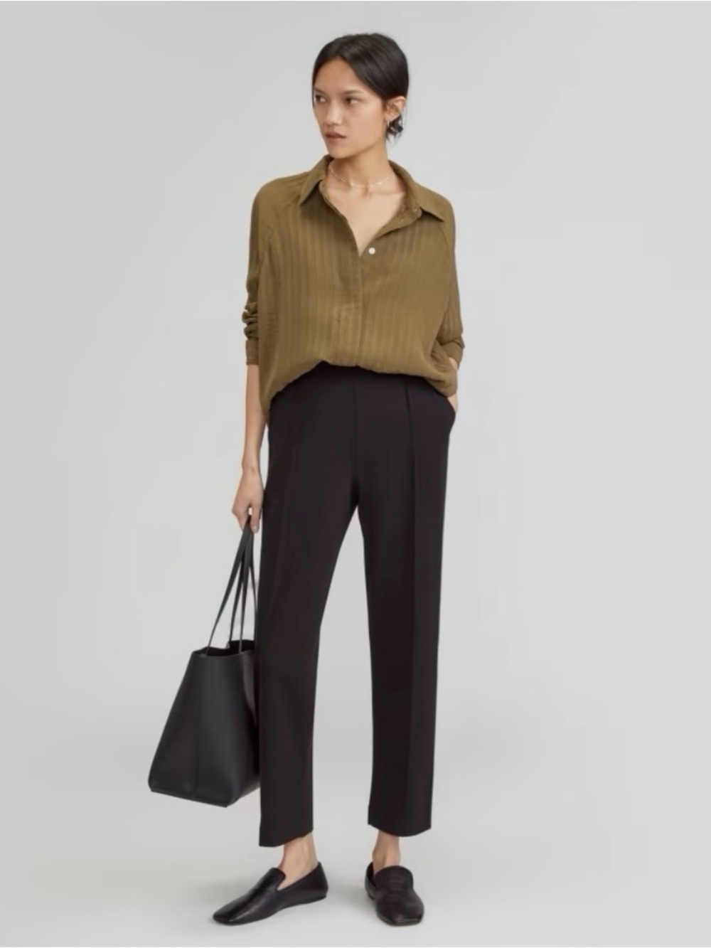 Everlane Women’s “The Dream Pant” Trousers in Black